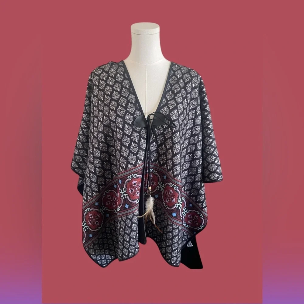 Elegant Black and Red Patterned Poncho - Picture 2 of 13